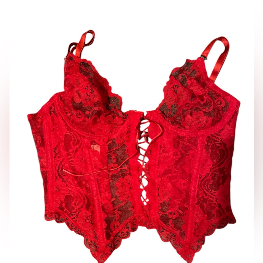 Delicates lingerie lace top (36C)
